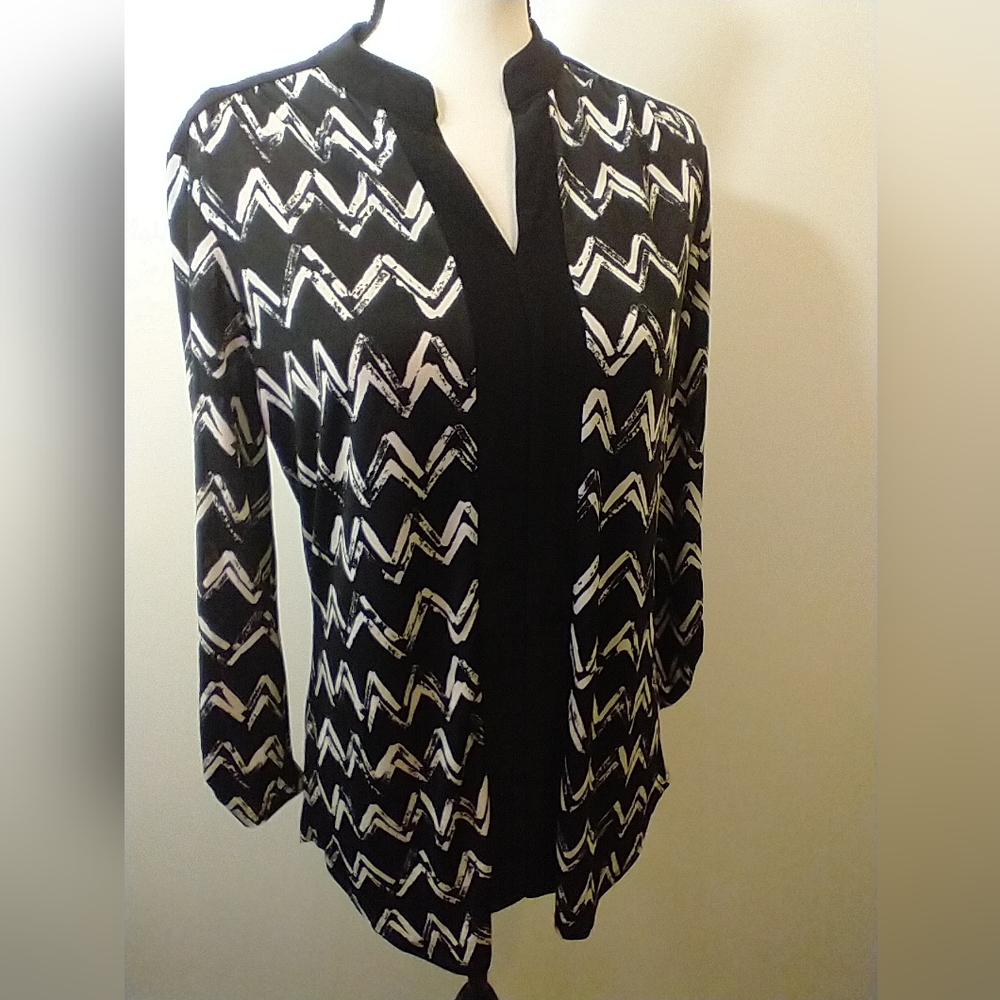 Perception Concept Women's  Size M #W-232